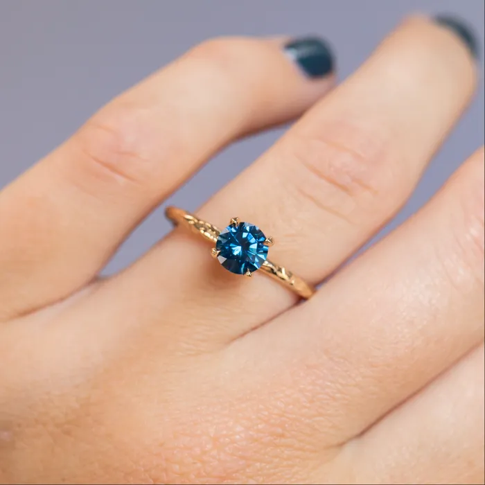 Rings Color Source Gems 093ct Round Montana Sapphire Evergreen Carved Solitaire Ring in 14k Yellow Gold