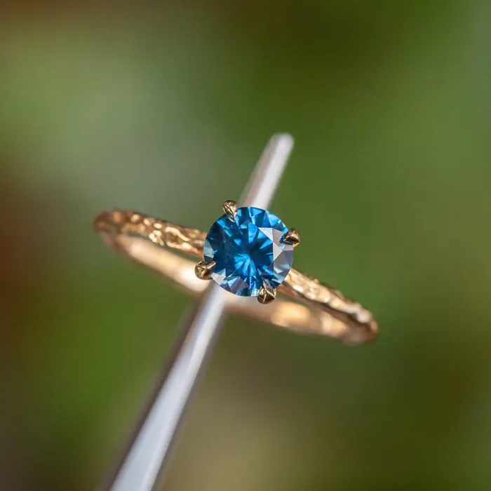 Rings Color Source Gems 093ct Round Montana Sapphire Evergreen Carved Solitaire Ring in 14k Yellow Gold
