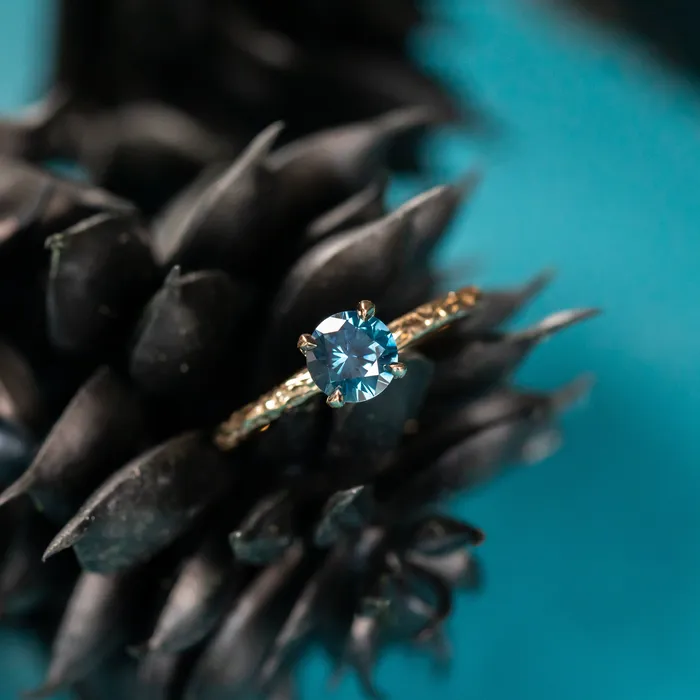 Rings Color Source Gems 093ct Round Montana Sapphire Evergreen Carved Solitaire Ring in 14k Yellow Gold